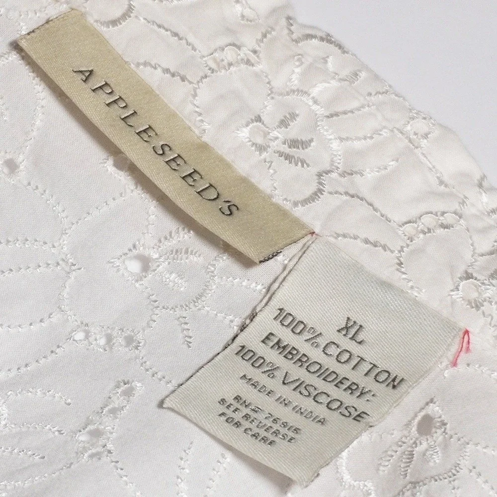 Romantic White 100% Cotton Eyelet Button-Down Top Feminine Luxe Plus Size 2X XXL - Picture 5 of 6